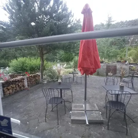 Dworek Bursztynowe Piaski Couette-café 4*