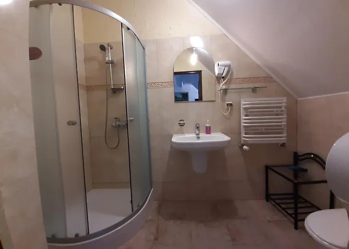 Dworek Bursztynowe Piaski فندق مبيت وإفطار 4*