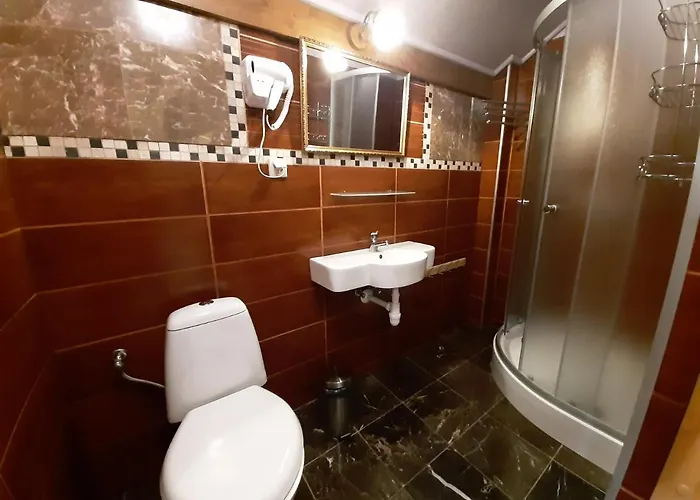 فندق مبيت وإفطار Dworek Bursztynowe Piaski 4*