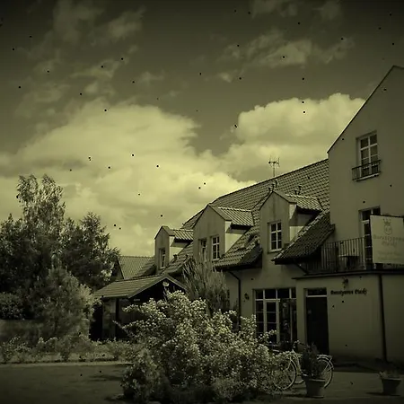 Oda ve Kahvaltı Dworek Bursztynowe Piaski Gdansk