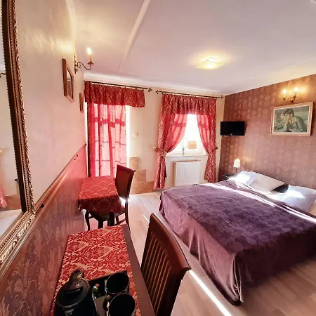 Oda ve Kahvaltı Dworek Bursztynowe Piaski Gdansk